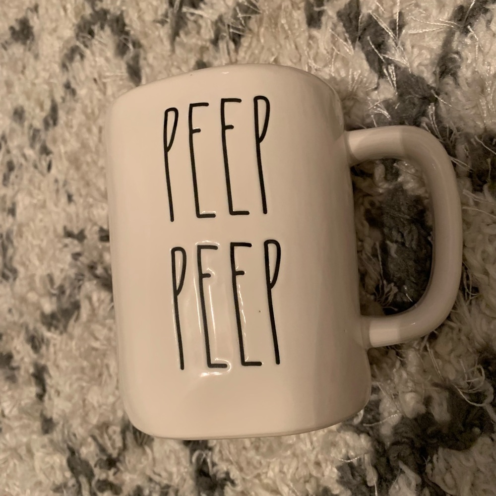 NWOT Rae Dunn Easter Mug